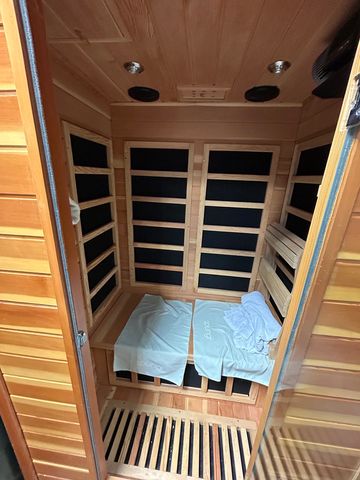 18055 Upland Drive, Tinley Park, IL 60487