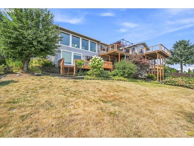 1720 9TH St, Columbia City, OR 97018