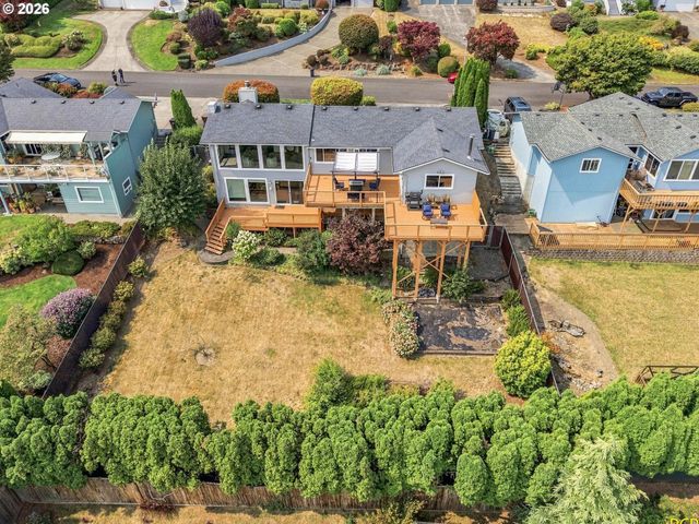 1720 9TH St, Columbia City, OR 97018