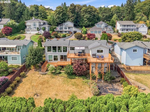 1720 9TH St, Columbia City, OR 97018