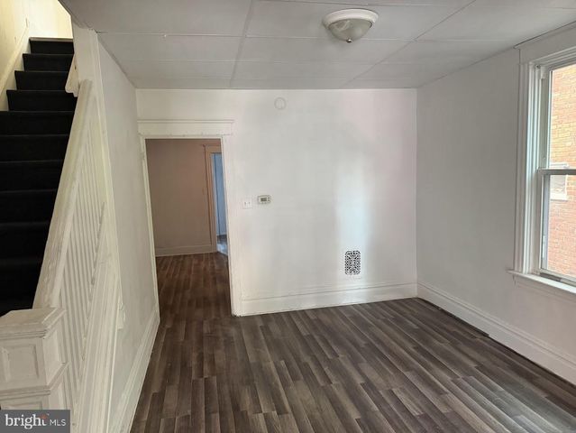1825 BOAS ST, Harrisburg, PA 17103