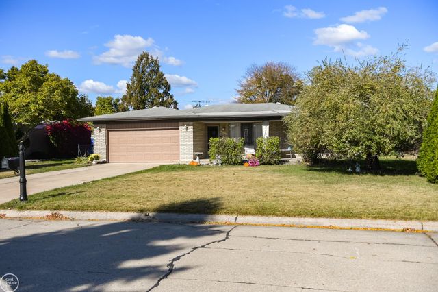 11115 Canterbury Drive, Sterling Heights, MI 48312