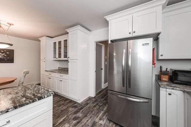 11115 Canterbury Drive, Sterling Heights, MI 48312