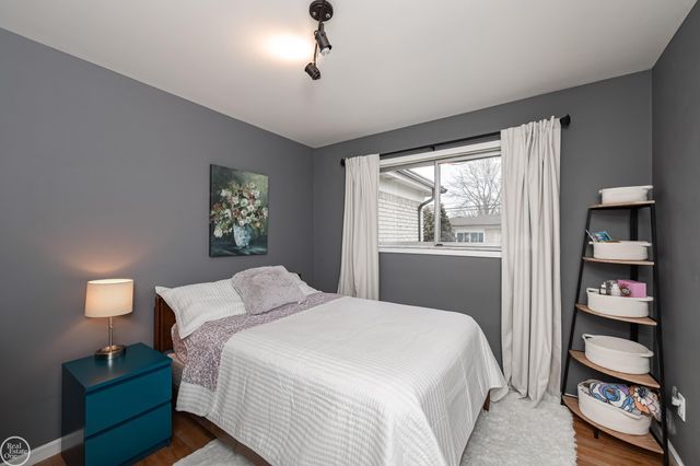 11115 Canterbury Drive, Sterling Heights, MI 48312