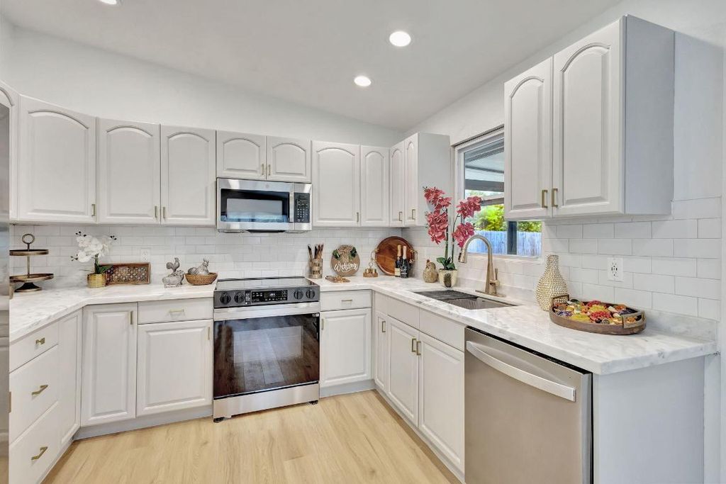 9312 Pinion Drive, Lake Worth, FL 33467