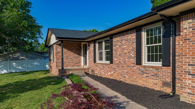 3929 Cleary Drive, Paducah, KY 42001