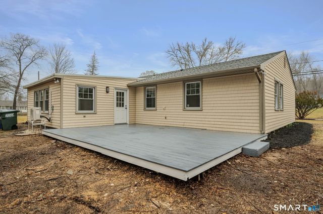 153 Meeting House Lane, Ledyard, CT 06339