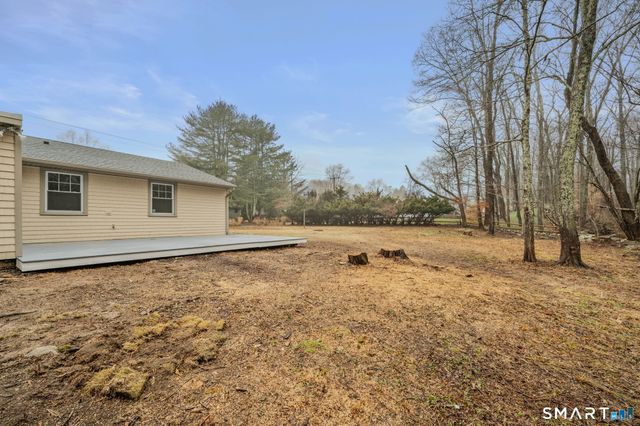 153 Meeting House Lane, Ledyard, CT 06339