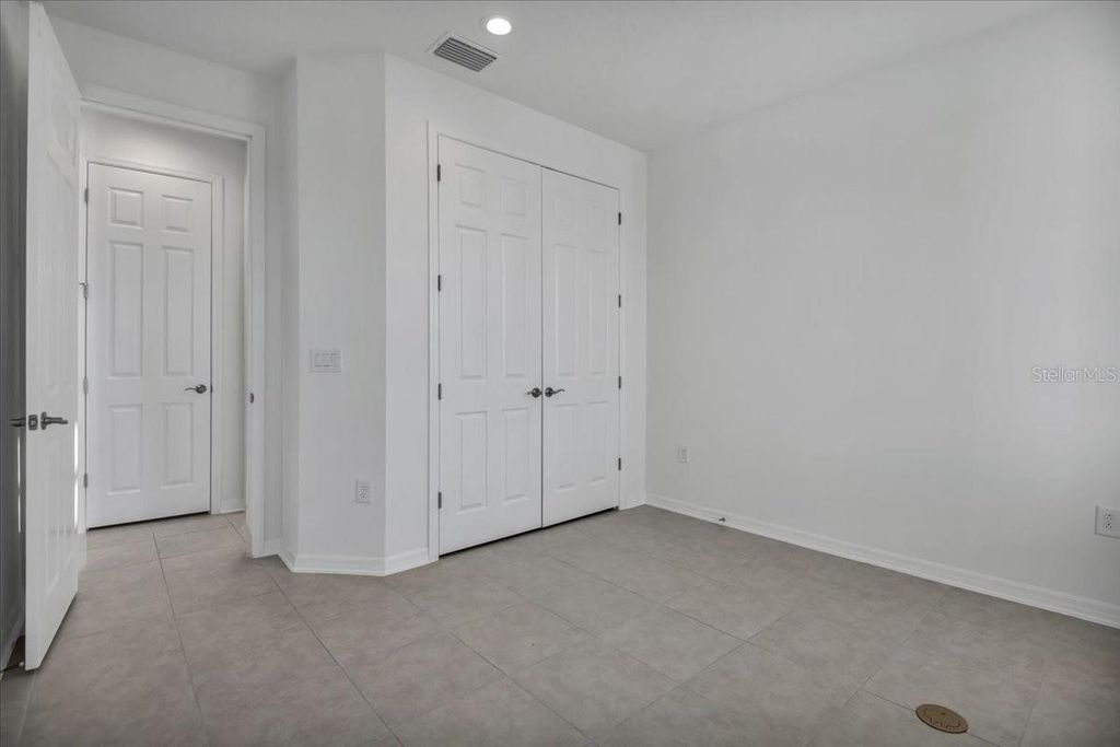 Image 11 of property listing at 17703 SAVORY MIST CIRCLE, Bradenton, FL 34211