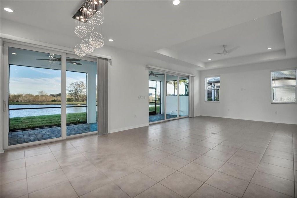 Image 24 of property listing at 17703 SAVORY MIST CIRCLE, Bradenton, FL 34211