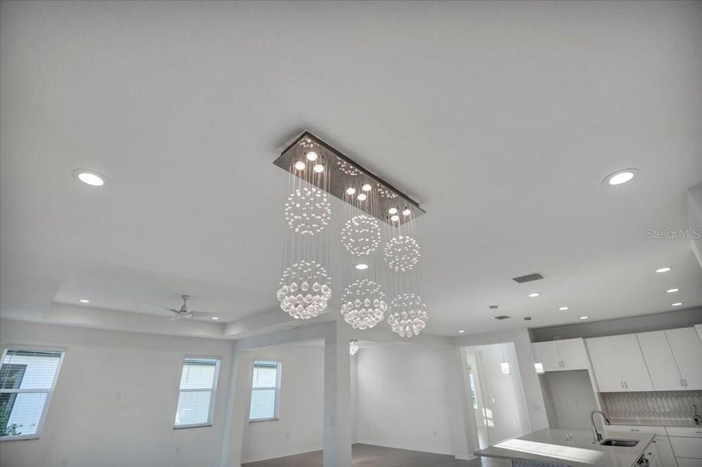 Image 26 of property listing at 17703 SAVORY MIST CIRCLE, Bradenton, FL 34211