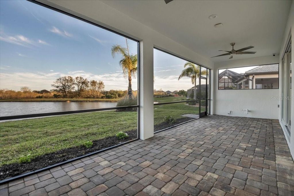 Image 28 of property listing at 17703 SAVORY MIST CIRCLE, Bradenton, FL 34211