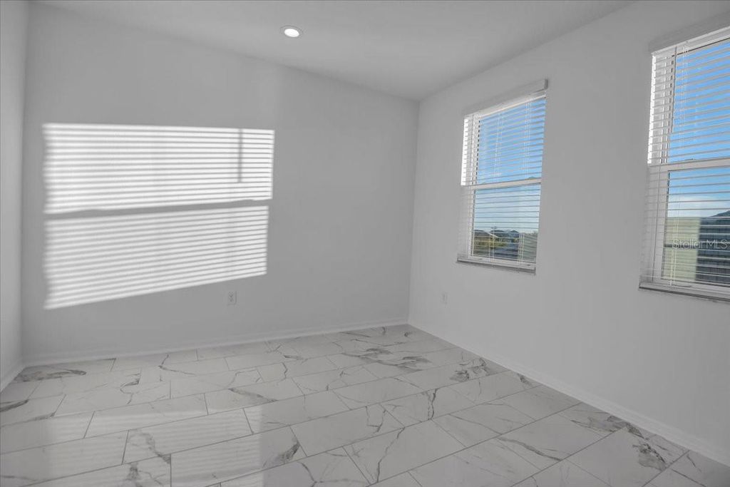 Image 48 of property listing at 17703 SAVORY MIST CIRCLE, Bradenton, FL 34211