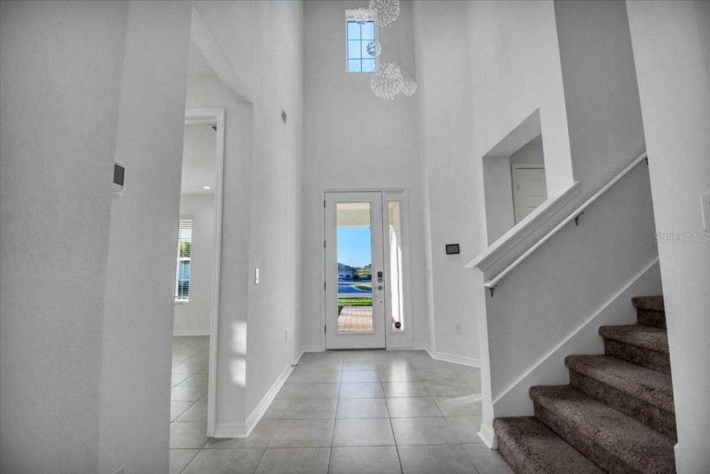 Image 8 of property listing at 17703 SAVORY MIST CIRCLE, Bradenton, FL 34211