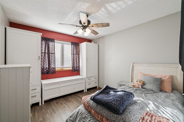 729 11th Street SE, Altoona, IA 50009