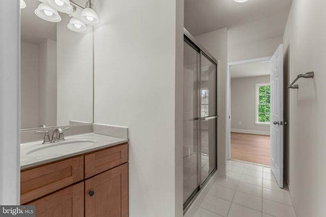 9724 CENTENNIAL MEADOWS LN, Ellicott City, MD 21042