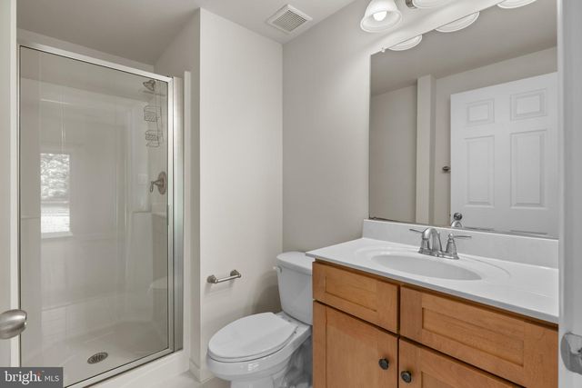 9724 CENTENNIAL MEADOWS LN, Ellicott City, MD 21042