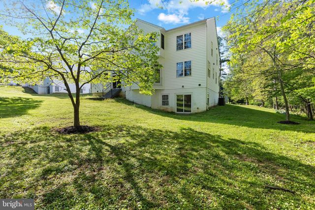 9724 CENTENNIAL MEADOWS LN, Ellicott City, MD 21042