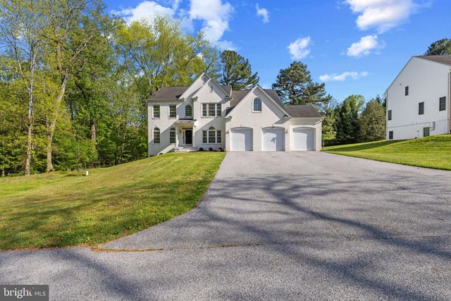 9724 CENTENNIAL MEADOWS LN, Ellicott City, MD 21042