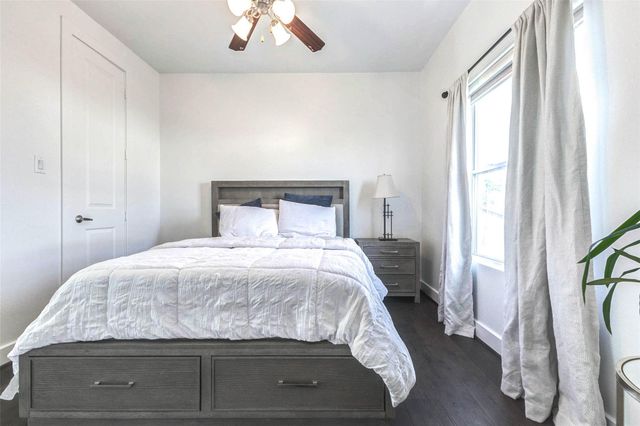 5715 Larkin Street D, Houston, TX 77007