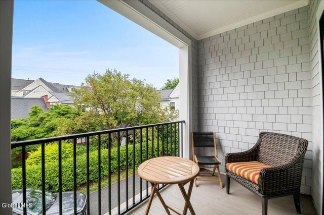 37 White Street 5A, Saratoga Springs, NY 12866