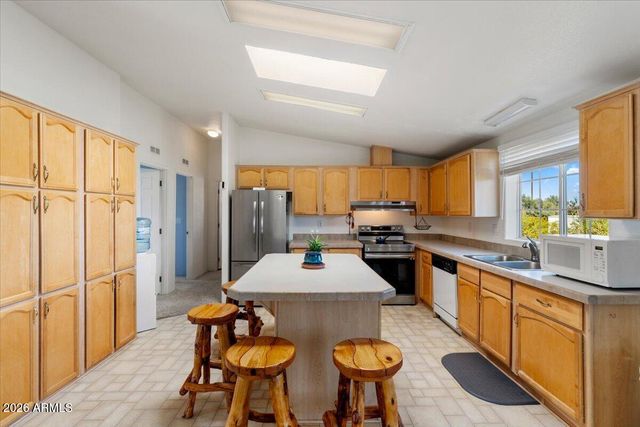 4580 N TAGALONG Trail, Rimrock, AZ 86335