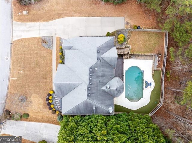 250 Camden Creek Court, Lawrenceville, GA 30043