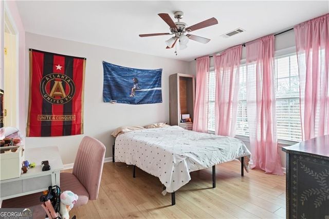 250 Camden Creek Court, Lawrenceville, GA 30043