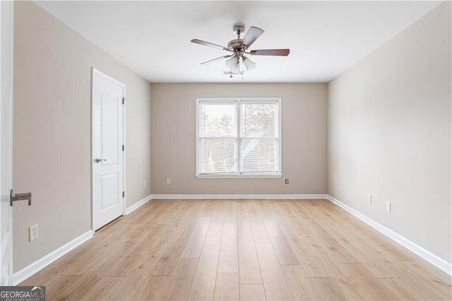 250 Camden Creek Court, Lawrenceville, GA 30043