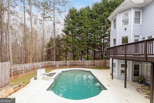 250 Camden Creek Court, Lawrenceville, GA 30043