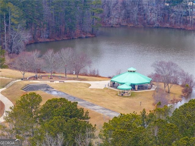 250 Camden Creek Court, Lawrenceville, GA 30043