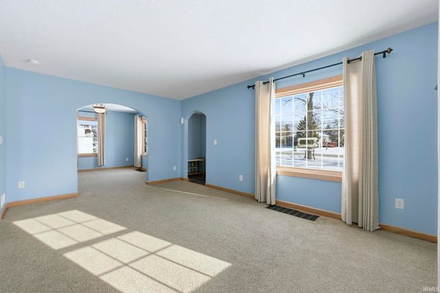 2653 Reed Road, Fort Wayne, IN 46815