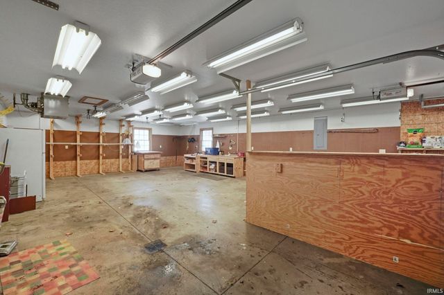 2653 Reed Road, Fort Wayne, IN 46815