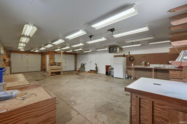 2653 Reed Road, Fort Wayne, IN 46815