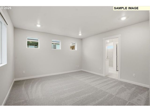 3717 Sw 40TH St, Gresham, OR 97080