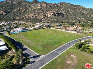 22655 La Quilla Drive, Chatsworth, CA 91311