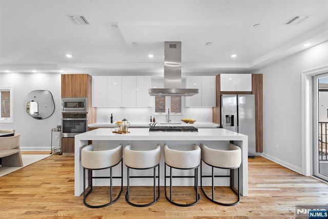 227 Wayne Avenue 227A, Cliffside Park, NJ 07010