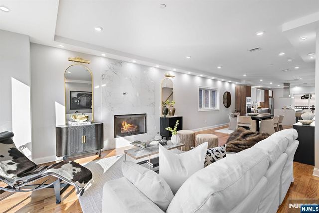 227 Wayne Avenue 227A, Cliffside Park, NJ 07010