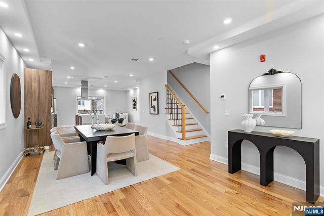 227 Wayne Avenue 227A, Cliffside Park, NJ 07010