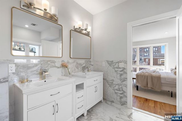 227 Wayne Avenue 227A, Cliffside Park, NJ 07010