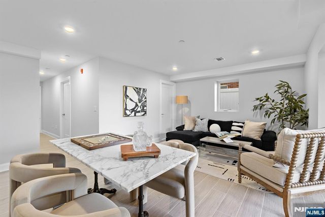 227 Wayne Avenue 227A, Cliffside Park, NJ 07010