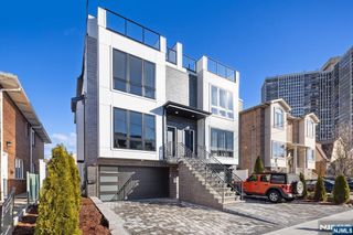 227 Wayne Avenue 227A, Cliffside Park, NJ 07010