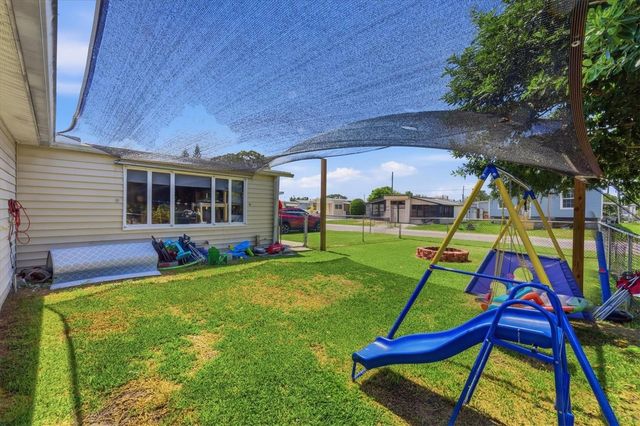 1111 51ST AVENUE W, Bradenton, FL 34207