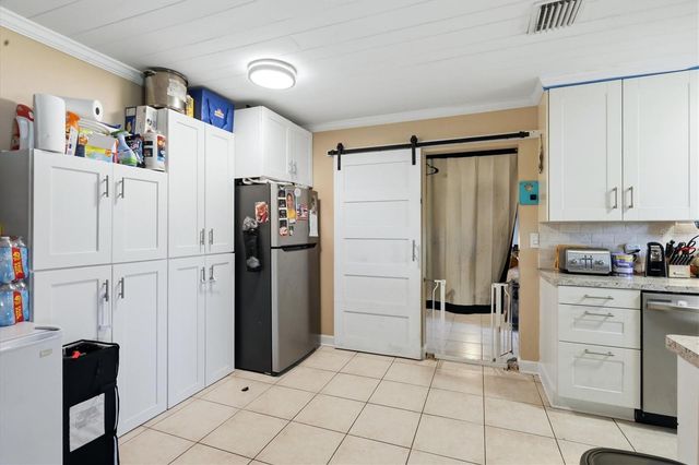 1111 51ST AVENUE W, Bradenton, FL 34207