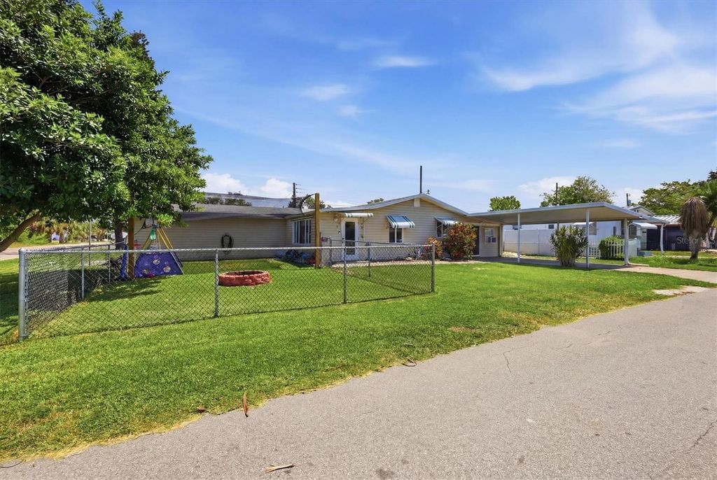 1111 51ST AVENUE W, Bradenton, FL 34207