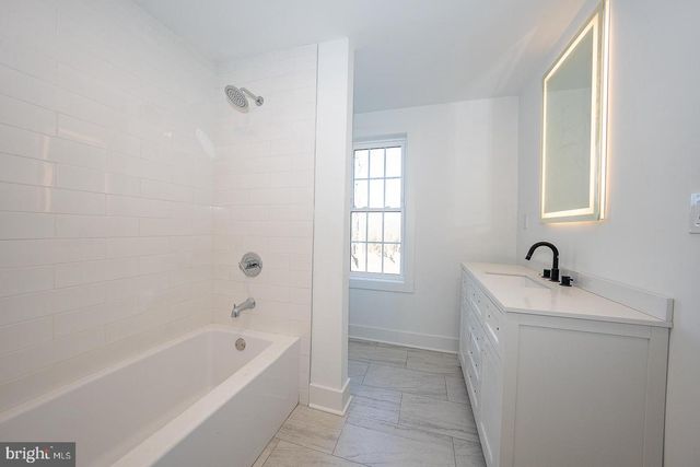 2627 COUNTY LINE RD, Chalfont, PA 18914