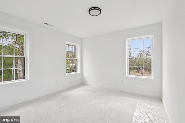 2627 COUNTY LINE RD, Chalfont, PA 18914