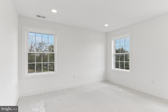 2627 COUNTY LINE RD, Chalfont, PA 18914