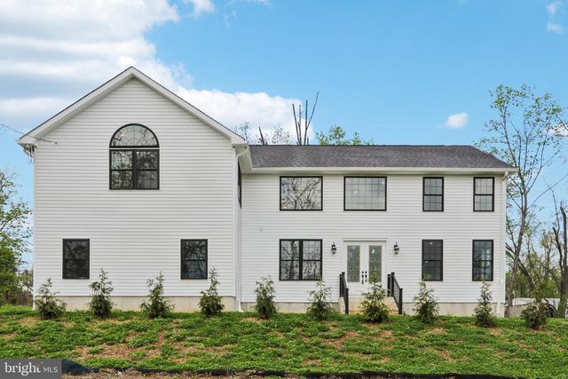 2627 COUNTY LINE RD, Chalfont, PA 18914