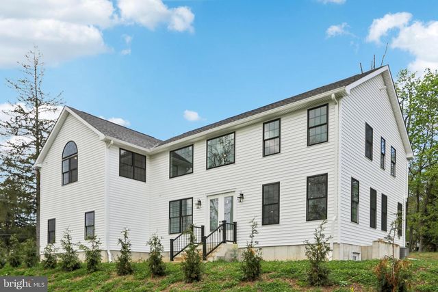 2627 COUNTY LINE RD, Chalfont, PA 18914